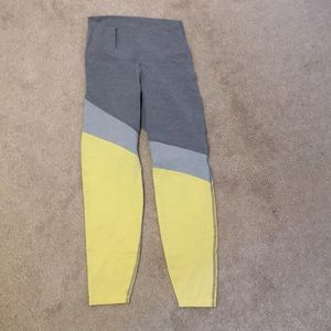 Old navy high waisted ‘GO DRY’ leggings.